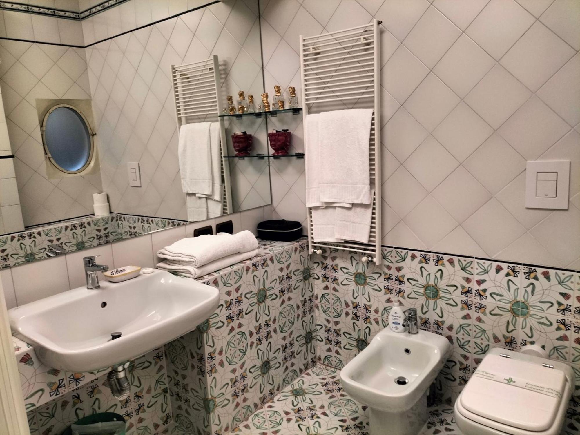 L'Arnia Apartment Naples Exterior photo